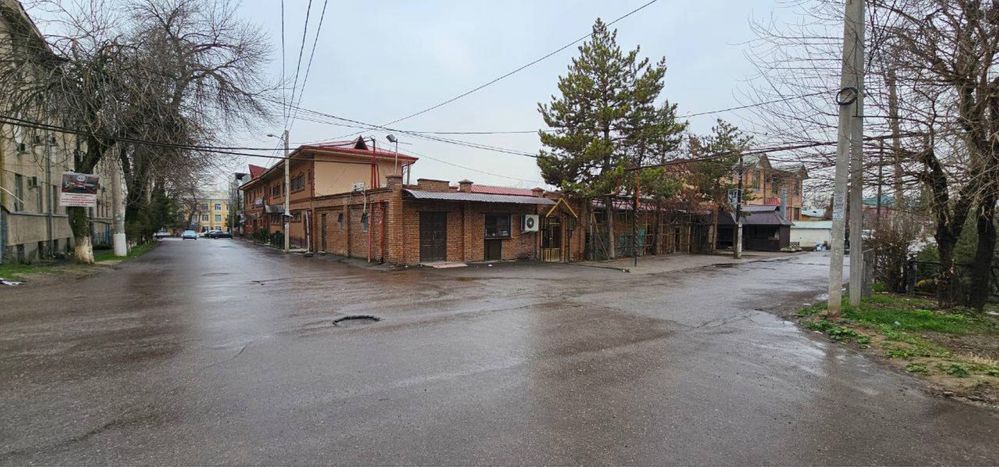 Продается Кафе, 400 кв.м. , угловое