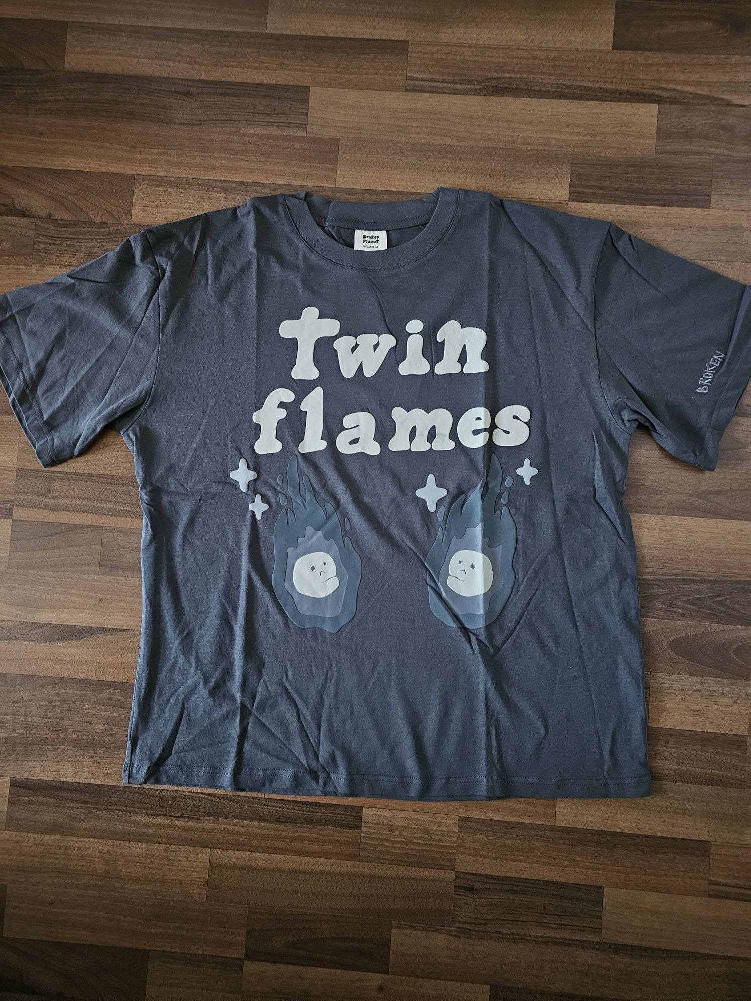 Tricou Broken Planet "Twin Flames"