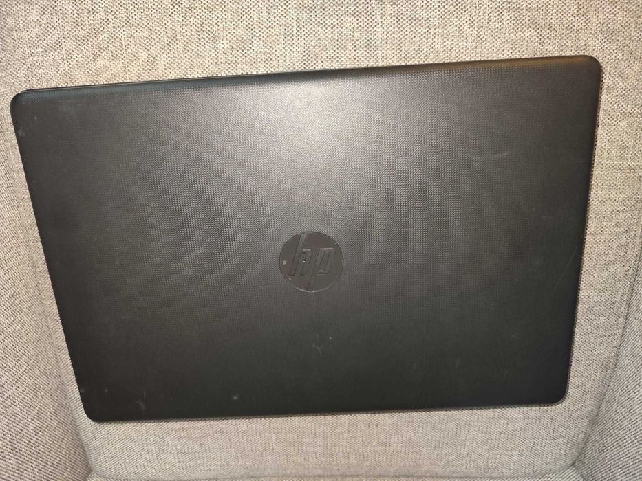 Laptop HP 17 inch, Amd, 8Gb Ram, ssd128Gb, garantie! Schimburi!