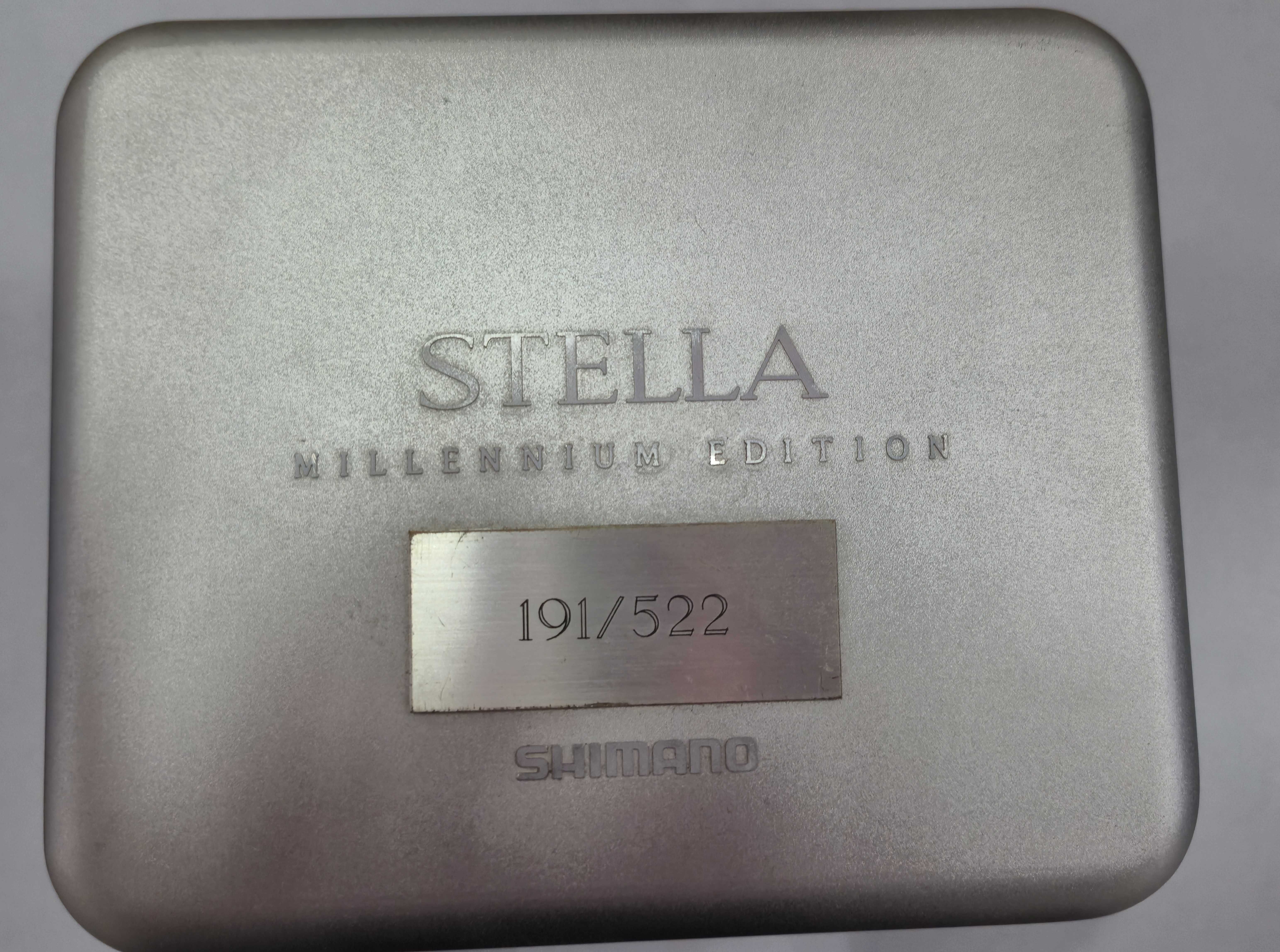 Продавам чисто нови риболовни макари Shimano Stella