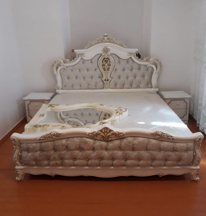 Мебель для спальни. Кровать. Шкаф.