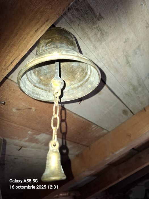 Vand clopot vechi de colectie