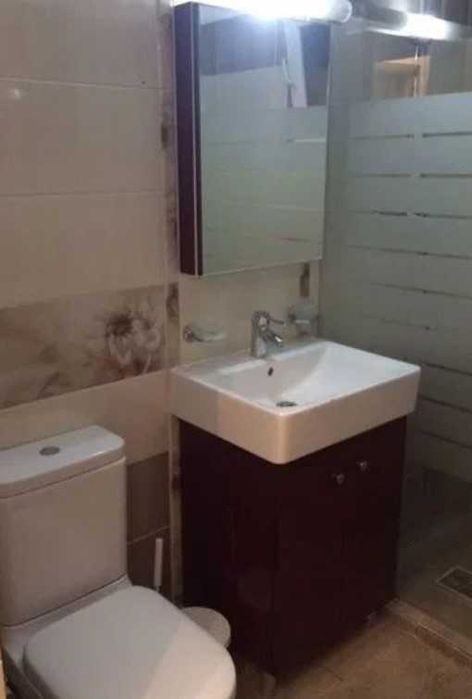 Дава се под наем Двустаен апартамент в Бургас, Изгрев - 70 кв.м за 306 € - Снимка #3