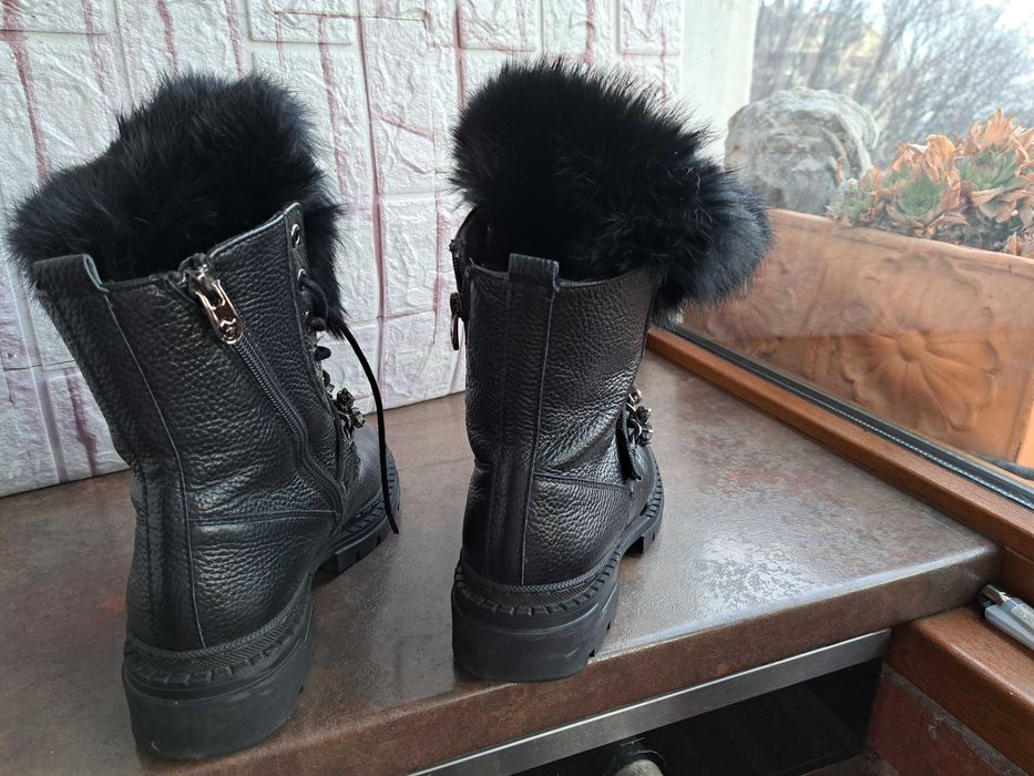 дамски зимни обувки,боти,кубинки,ном38,Eva Minge