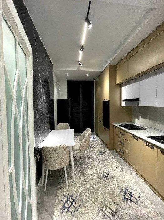 СРОЧНО!!Продается Квартира на Ш.Руставели. 2х комнатная,67 кв.м  ААА