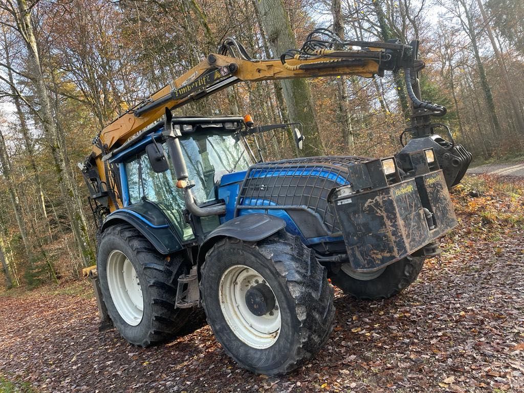 Tractor Valtra T191H 210CP separat macara forestiera cu telecomanda