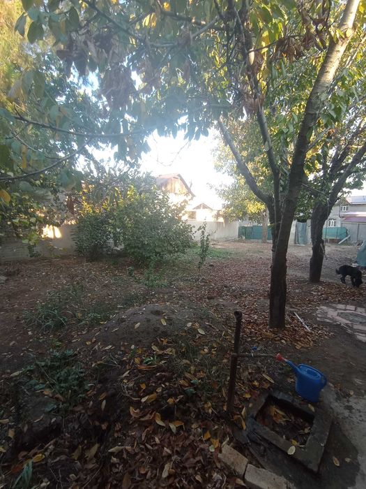 Продам дом в Кибрае. Не далеко от центра