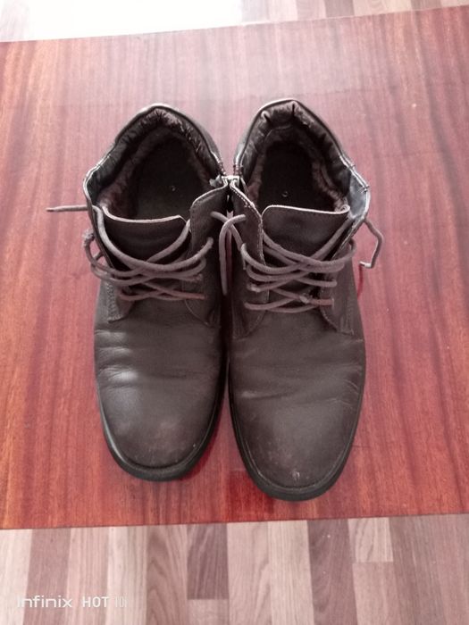 Мужские зимние ботинки бу 42 размер.