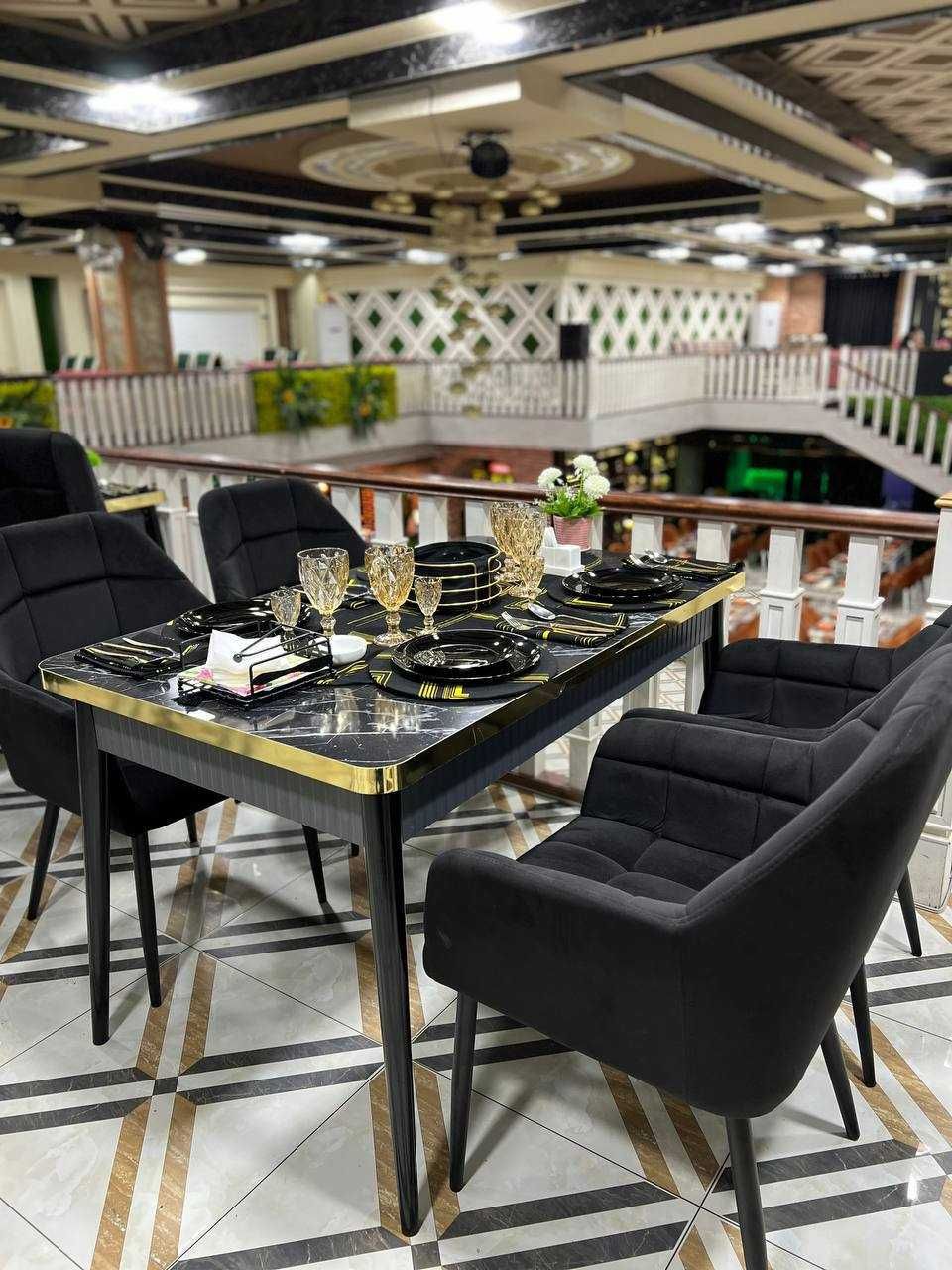 Furniglass brendidan zamonaviy stullar
