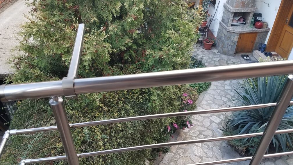 Inox иноксов простор за дрехи.алуминиев парапет prostor.balkon.балкон.