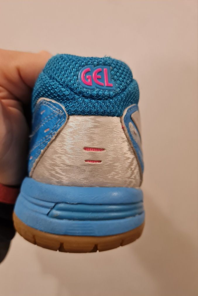 Дамски маратонки ASICS GEL