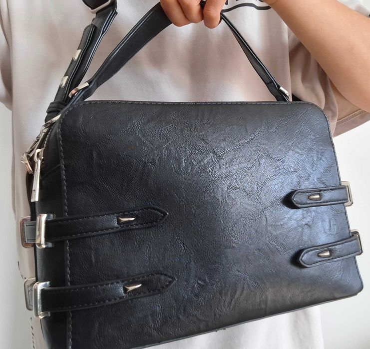 Кожена чанта Reserved