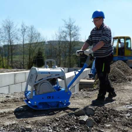 De inchiriat  Placa compactoare  reversibila 200KG