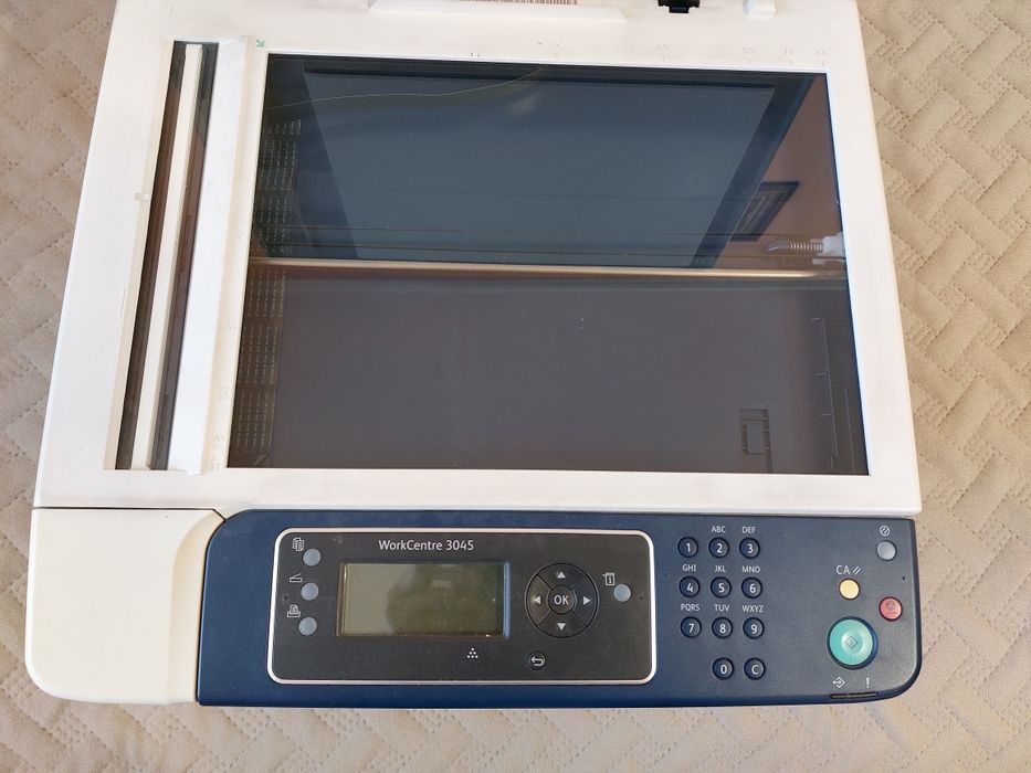 Продам принтер XEROX S/N.