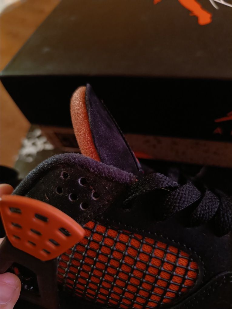 Jordan 4 Red Thunder ( СПЕШНО )