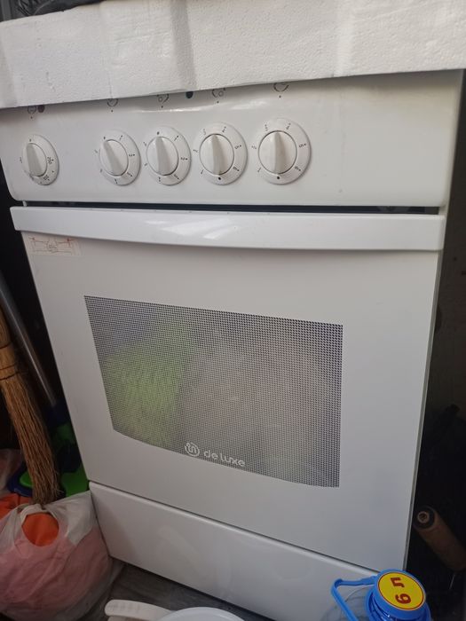 Плита для варки, электрическая, в нерабочем состоянии,