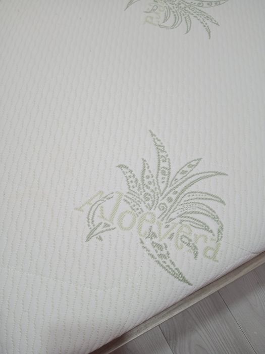 Vând saltea 160×200 cm