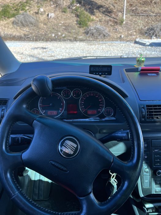 Seat alhambra 7 locuri