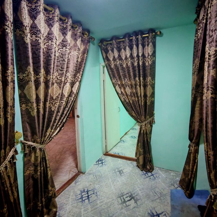 Наримоновда 1этажда 2хонали кв срочна ижарага берилади