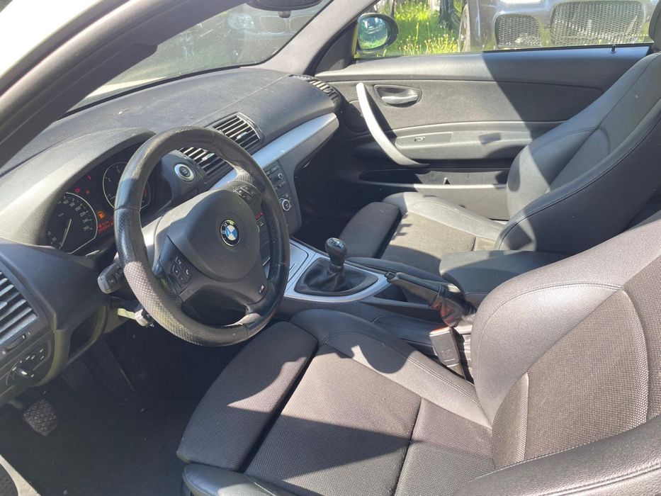 Vand BMW 123D manuala