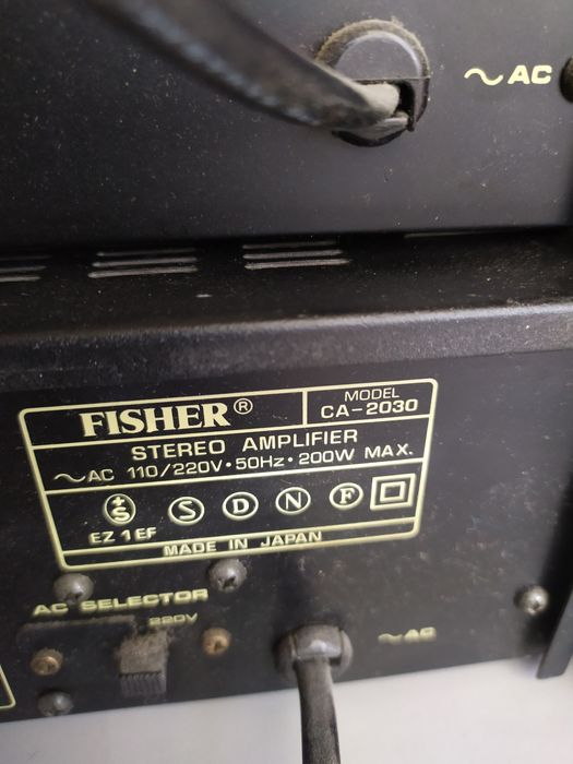 усилвате и тунер FISHER ca2030 fm 2121