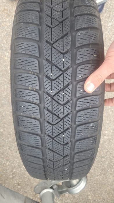 Jante BMW 6856076 5x112 cu anvelope de iarna Pirelli