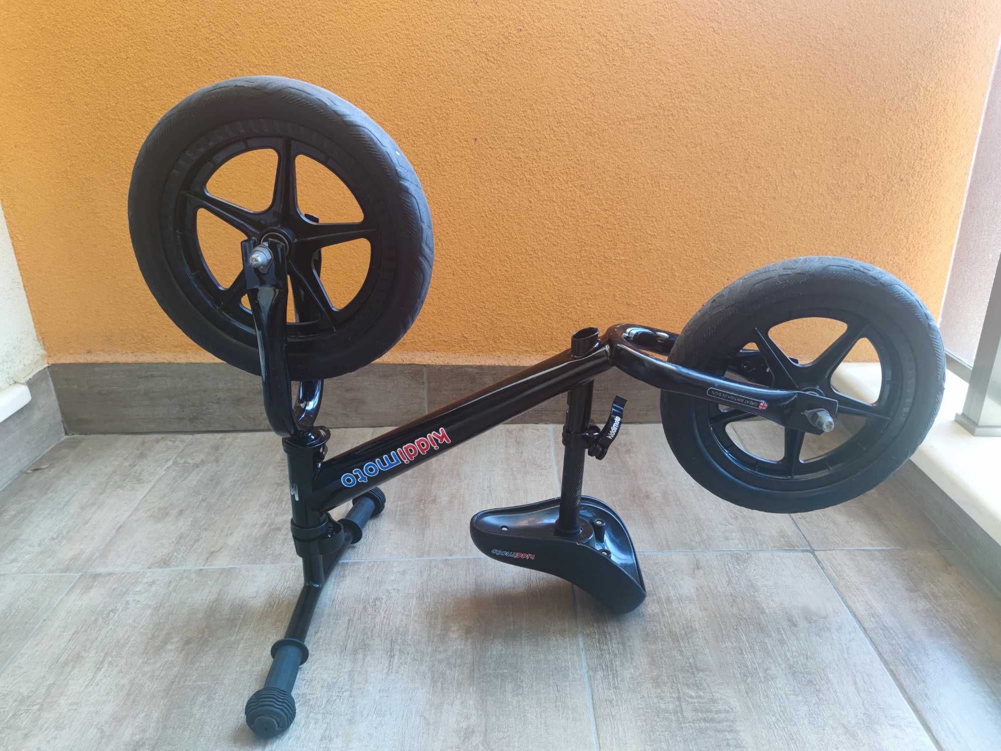Kiddimoto: Колело за балансиране SUPER JUNIOR BLACK