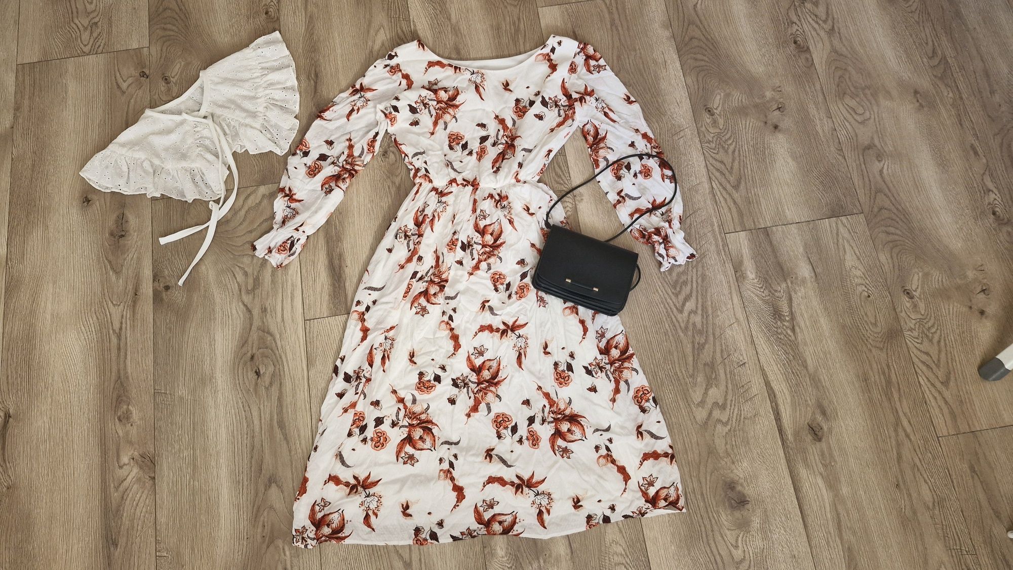 Vând set rochie midi+guler+gentuță neagră