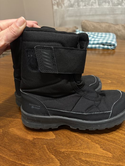Ботуши/ апрески Quechua от Декатлон в черно номер 34