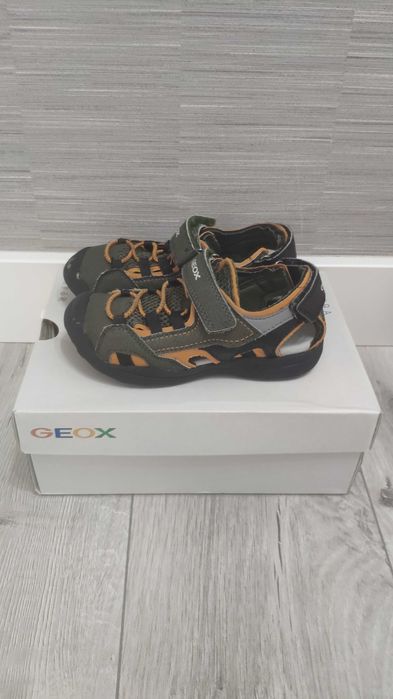Сандали geox на мальчика размер 30 без торга