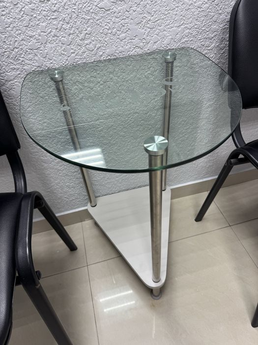 Столик журнальный