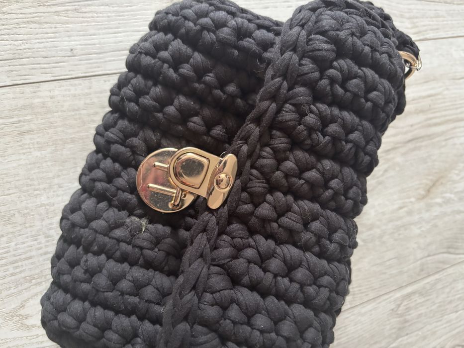 Нова ръчно плетена чанта и поръмоне на Joop