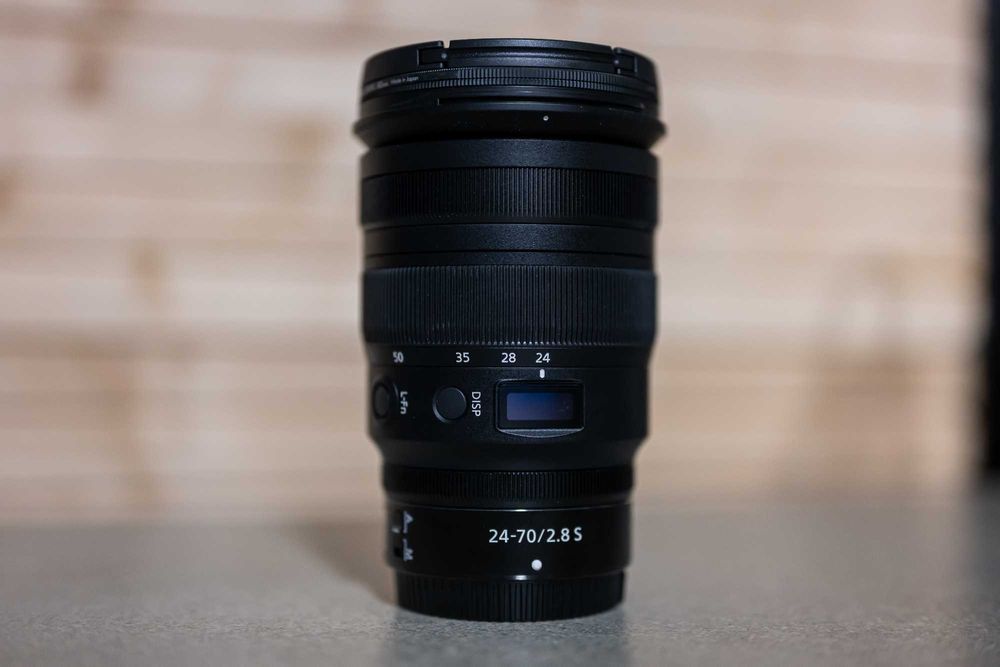 Se emite factură, deductibil pe firmă: Obiectiv Nikon Z 24-70mm F2.8 S