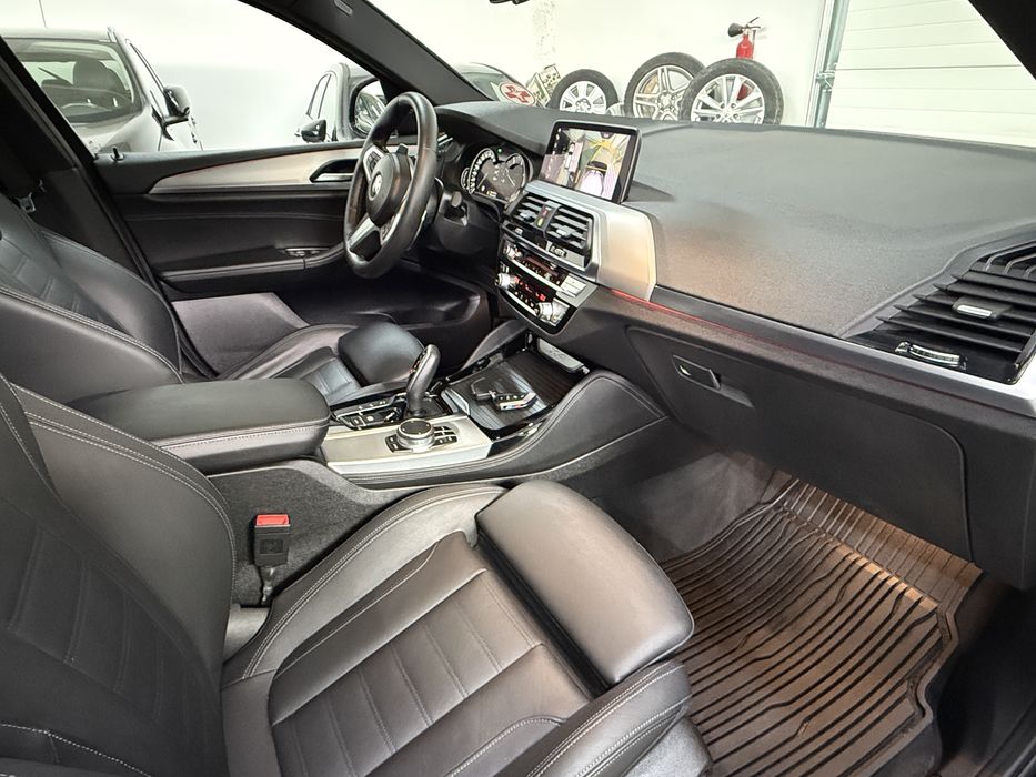Model: BMW X4 xDrive20d, M-Pachet