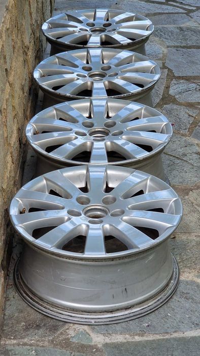 Оригинални джанти от VW Passat Variant B6