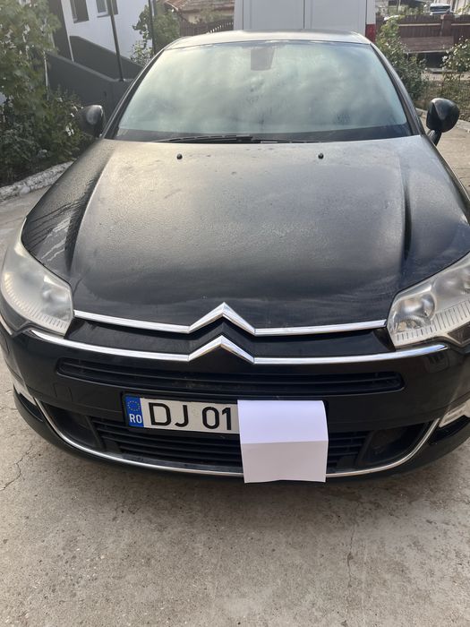 Citroen C5 neagra