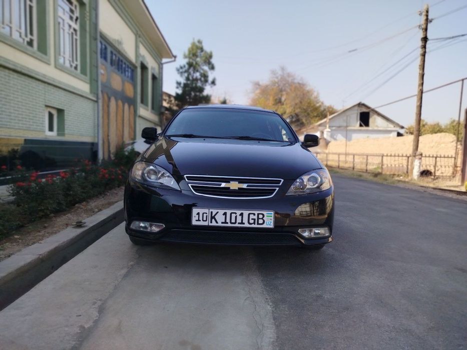 Sotiladi naxtga zor kraska toza