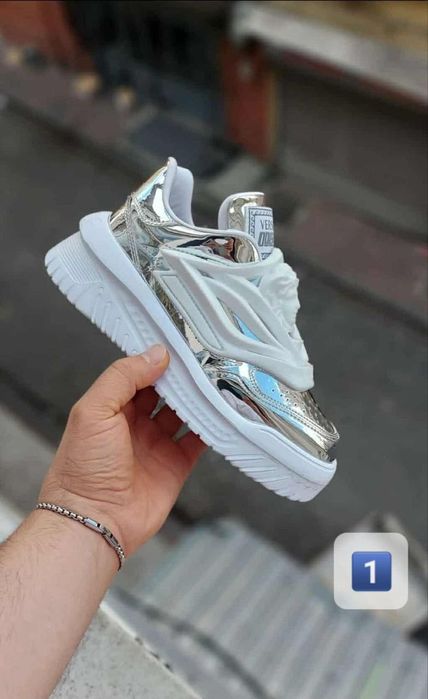 Adidași dama model nou