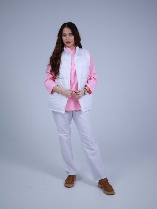 Жилет на синтепоне. спецодежда/повар, официант, охрана, рабочий, медик