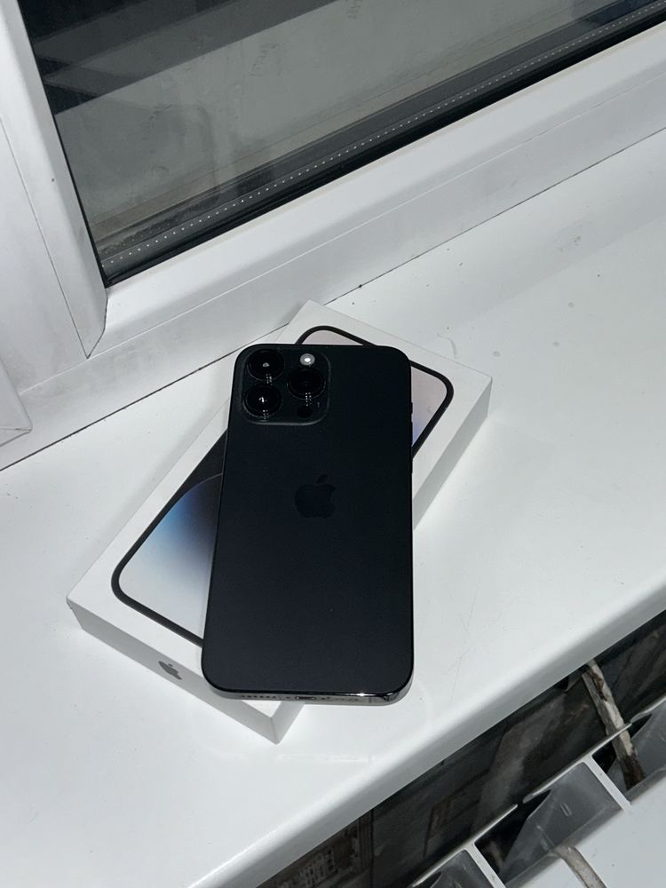 Продам Iphone 14 pro max