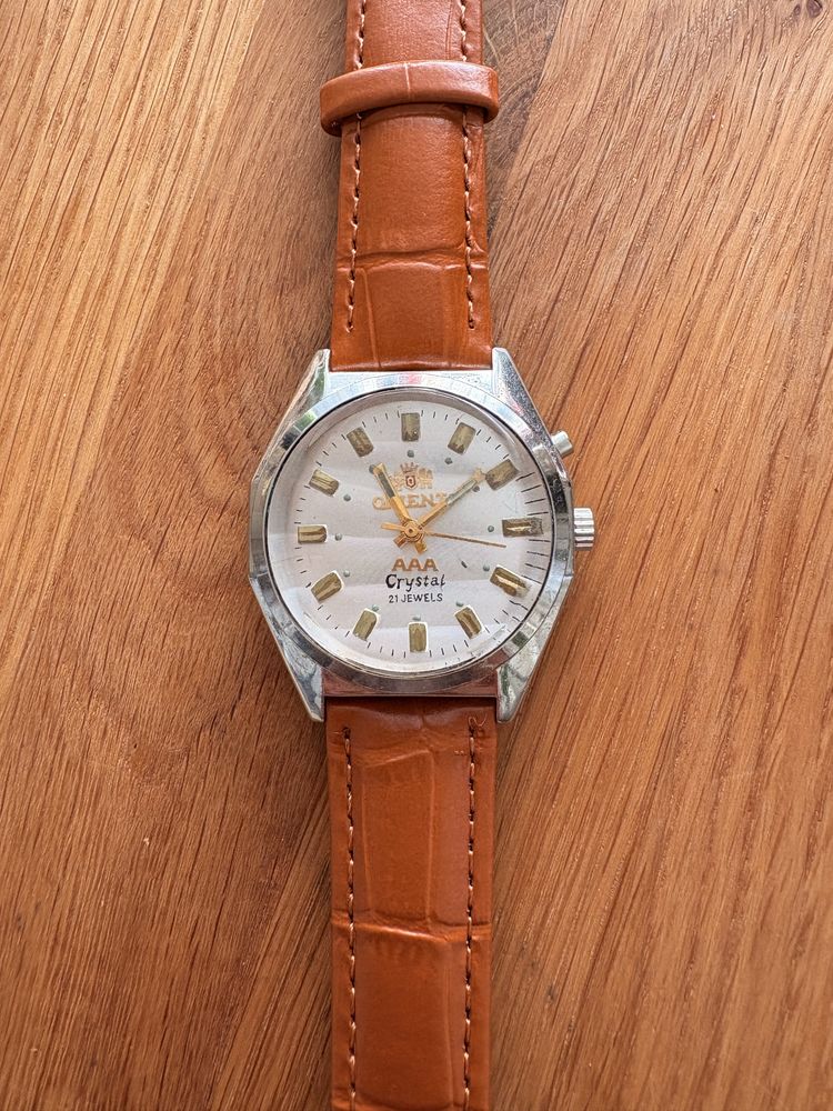 Orient механичен часовник