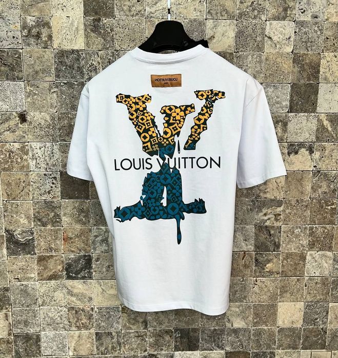 Мъжки тениски различни модели