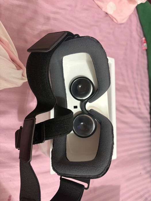 Samsung Gear VR powered by oculus