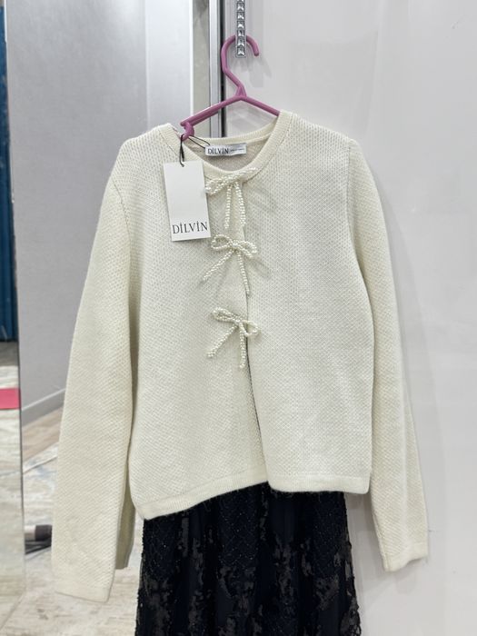 Свитер белый турецкий