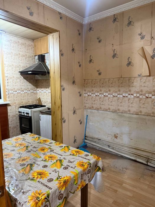 Аренда: 2/3/4 на массиве ТТЗ-1 
1²/2/5 общая площадь 46м² 
Балкон 2х6