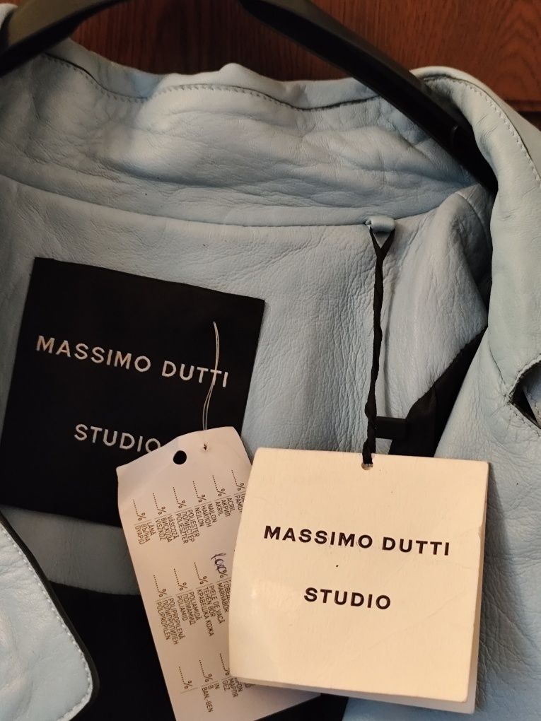Pardesiu, Massiomo Dutti  piele naturala,pt cine il doreste rog sa ma