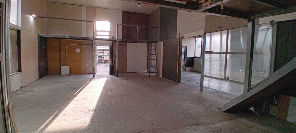 Давам под анем склад в Младост 3