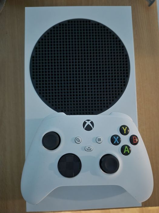 Vând xbox series S, 512gb