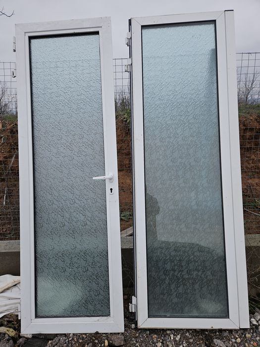 Алуминиева двойна врата с каса