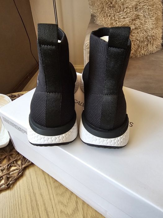 Дамски обувки на Calvin Klein